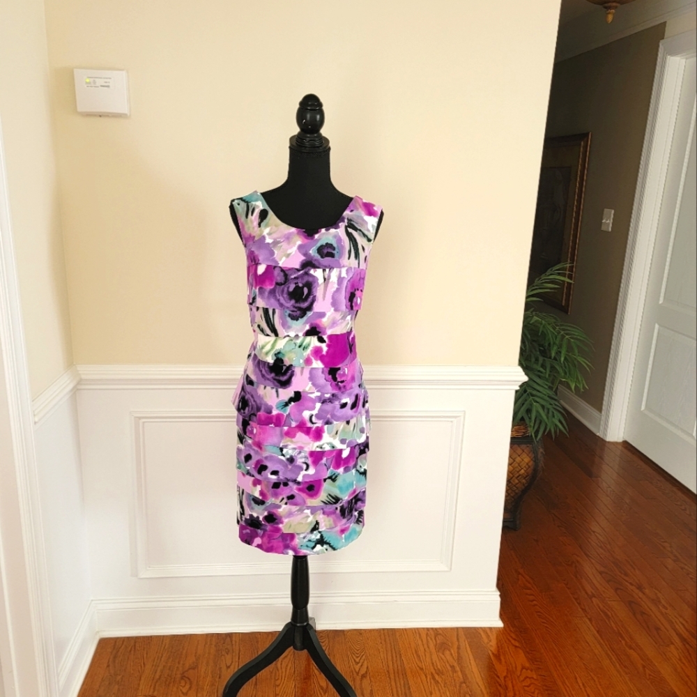 DB established 1962 Dress